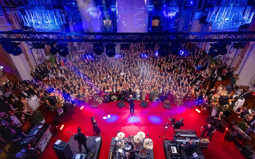 Ronan Keating begeistert am Ball der Wiener Wirtschaft
